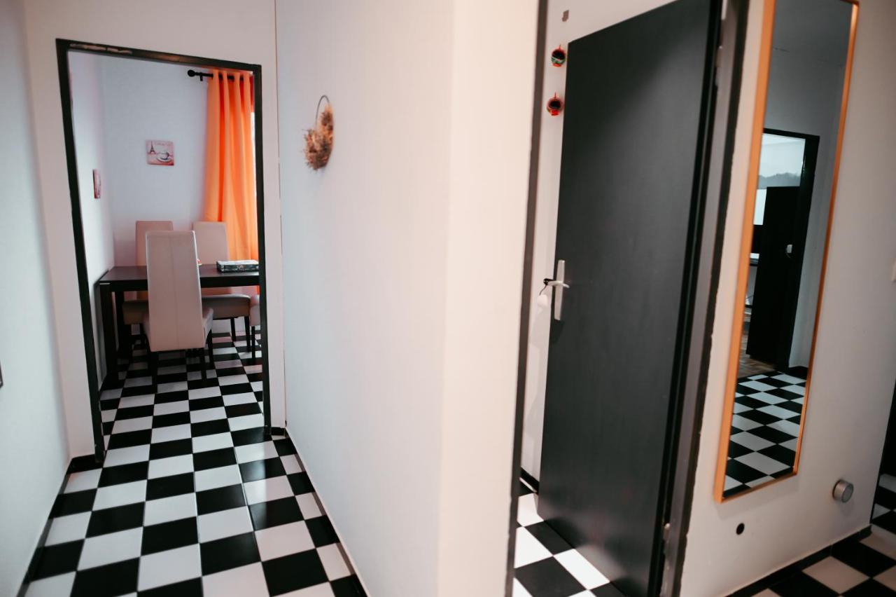 Vienna Schloss Schoenbrunn 15 Apartment מראה חיצוני תמונה