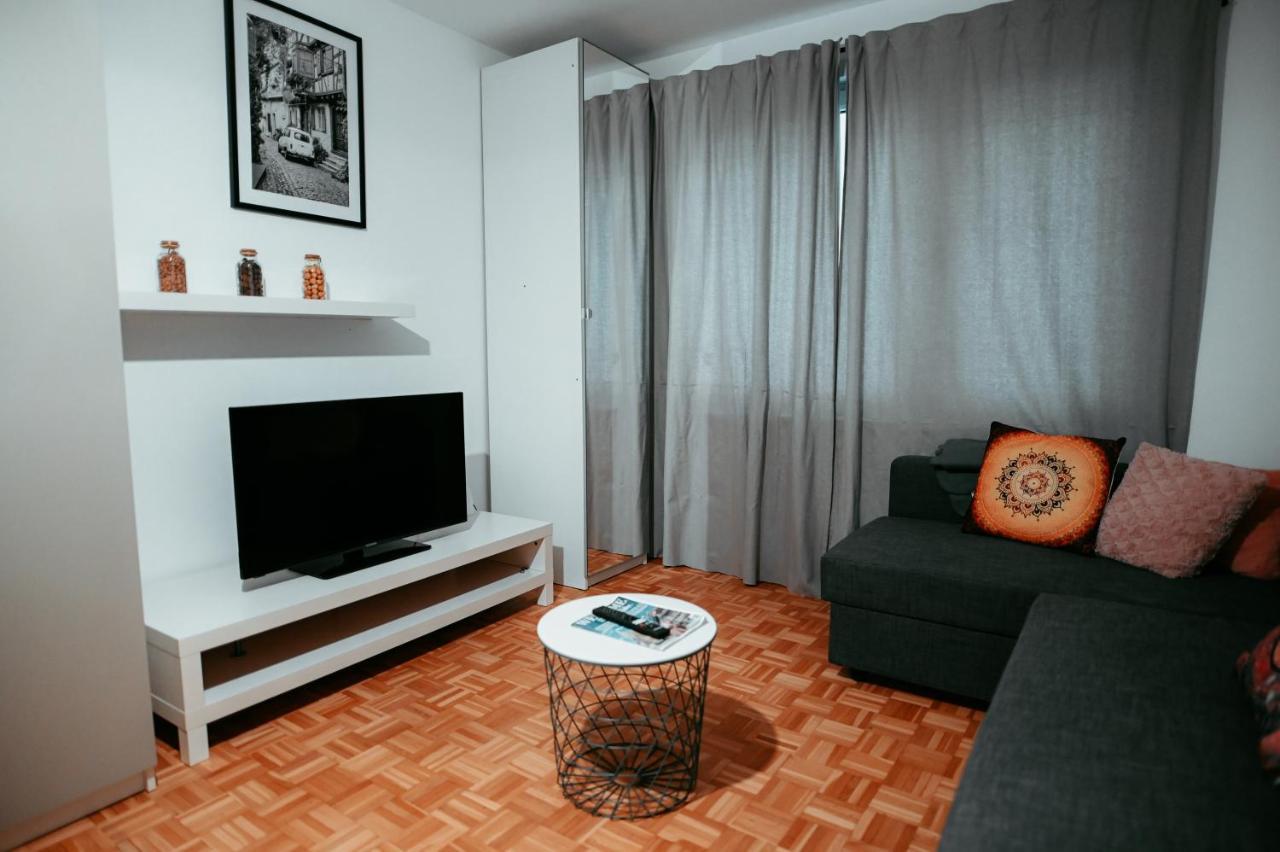 Vienna Schloss Schoenbrunn 15 Apartment מראה חיצוני תמונה